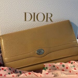 Vintage Dior Kisslock Wallet EUC Tan Leather Silver Hardware